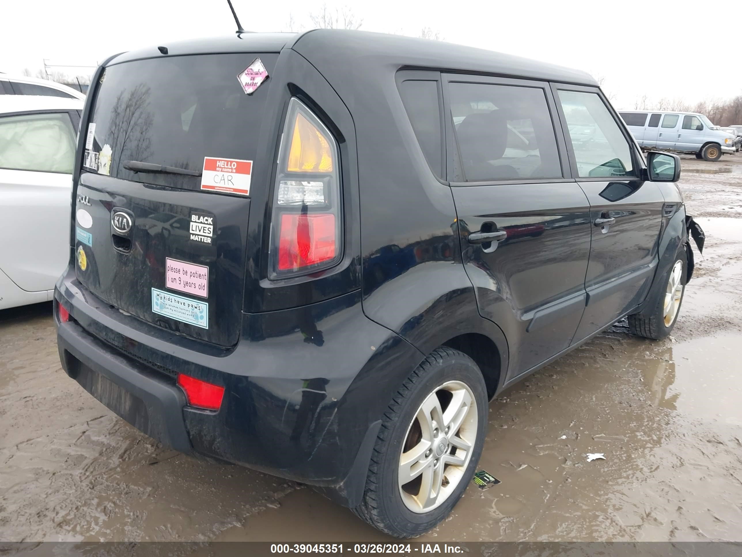 Photo 3 VIN: KNDJT2A28B7734449 - KIA SOUL 