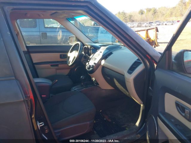 Photo 4 VIN: KNDJT2A29A7114899 - KIA SOUL 