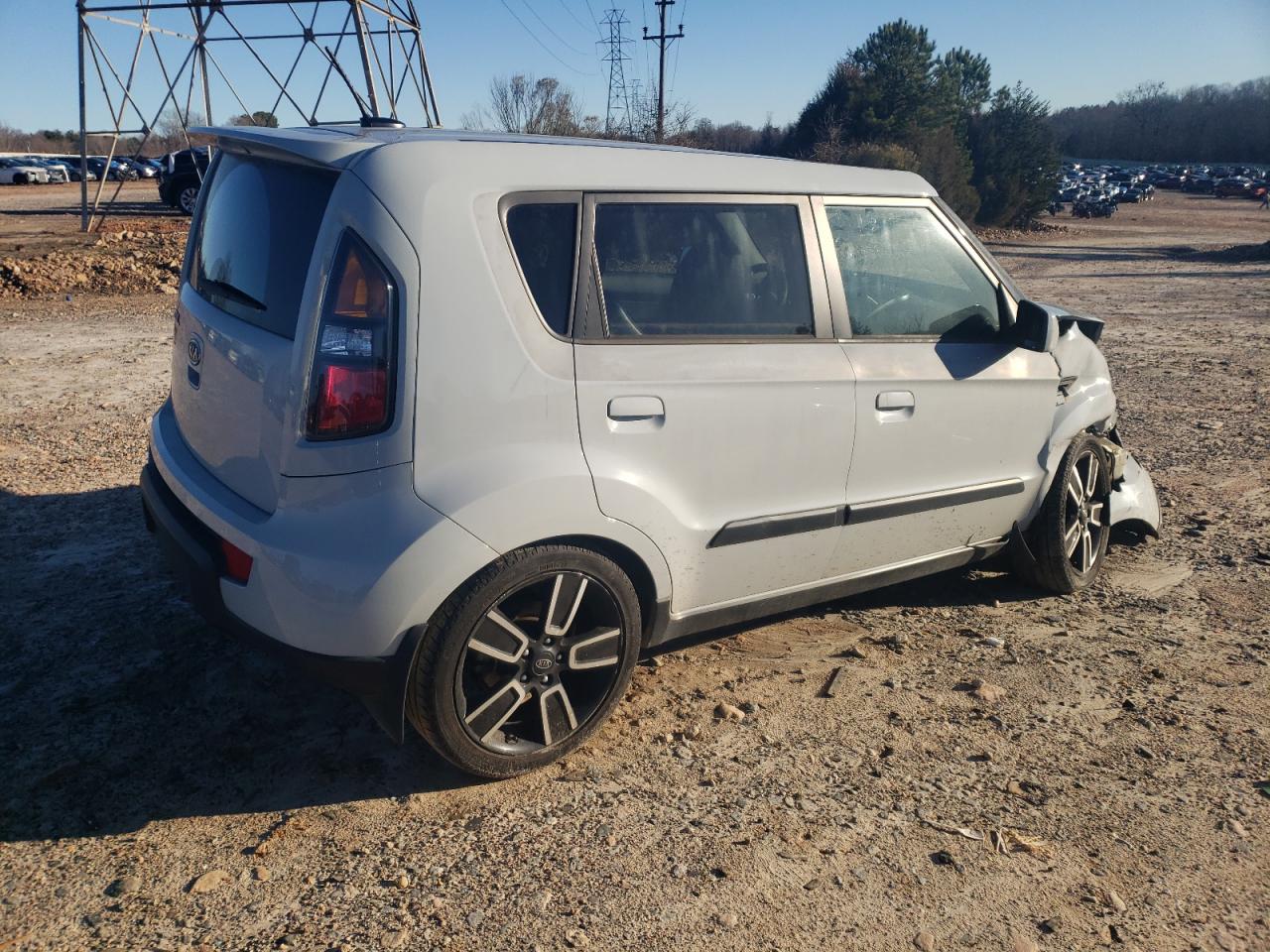 Photo 2 VIN: KNDJT2A29A7170468 - KIA SOUL 