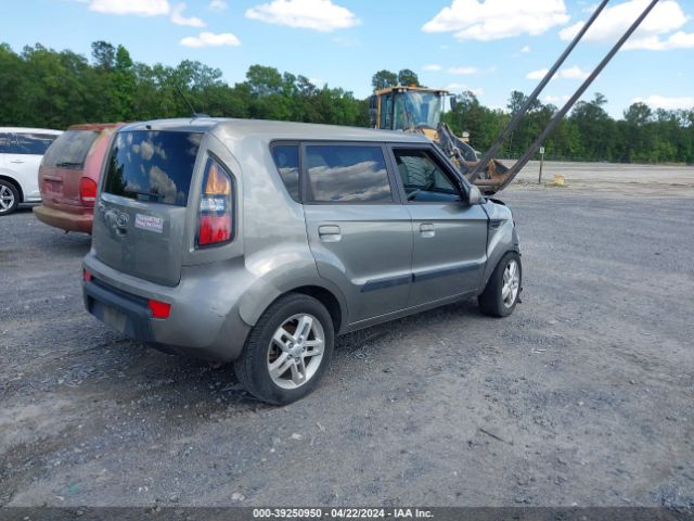 Photo 3 VIN: KNDJT2A29A7175086 - KIA SOUL 