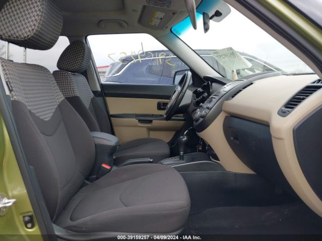 Photo 4 VIN: KNDJT2A29A7177789 - KIA SOUL 