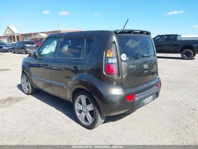 Photo 2 VIN: KNDJT2A29B7216396 - KIA SOUL 