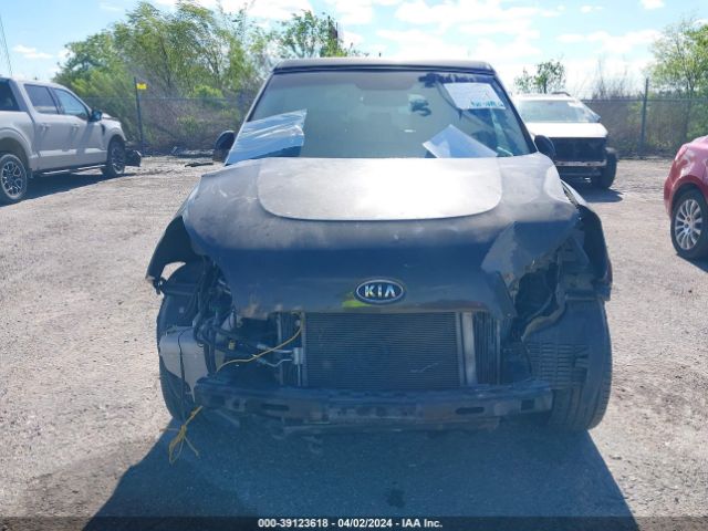 Photo 5 VIN: KNDJT2A29B7216396 - KIA SOUL 