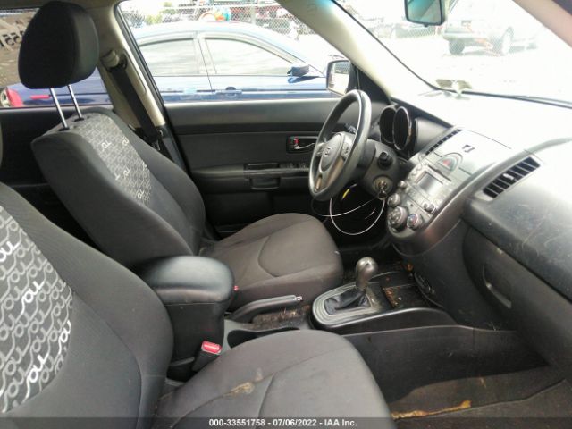 Photo 4 VIN: KNDJT2A29B7225261 - KIA SOUL 