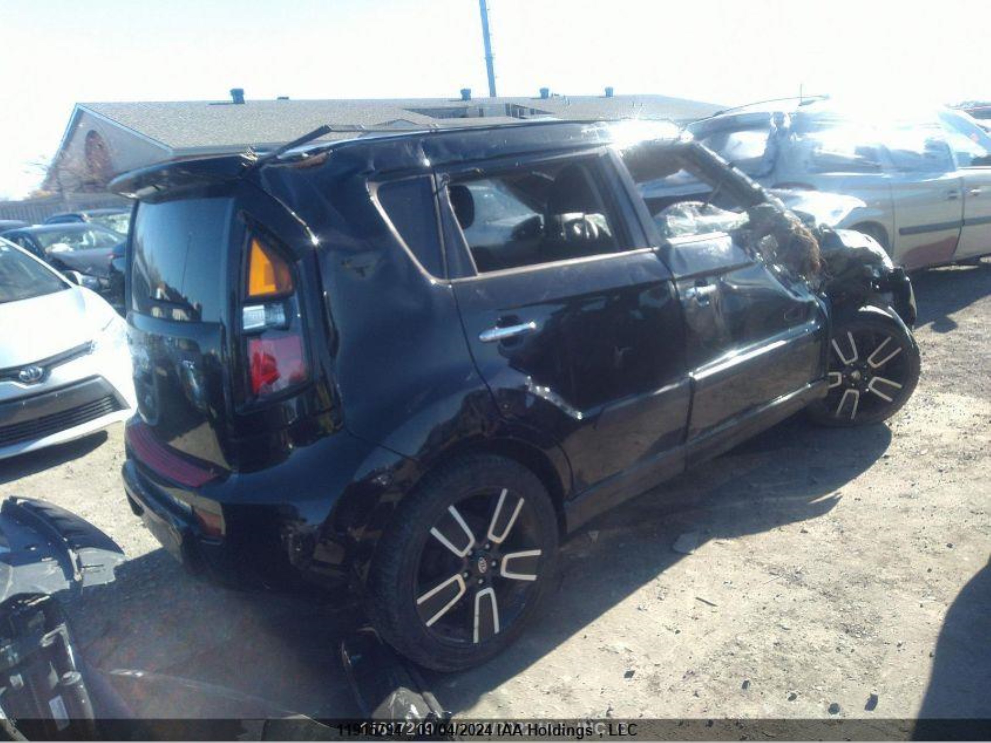 Photo 3 VIN: KNDJT2A29B7227429 - KIA SOUL 