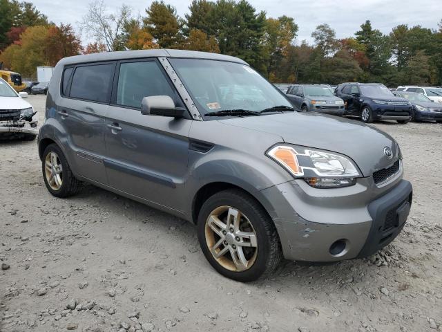 Photo 3 VIN: KNDJT2A29B7250421 - KIA SOUL + 