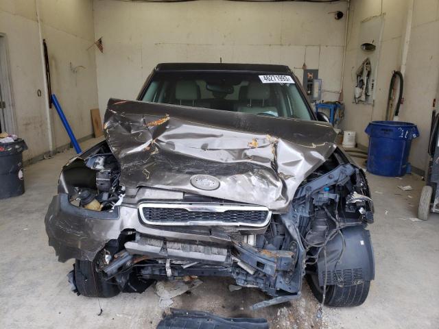 Photo 4 VIN: KNDJT2A29B7257420 - KIA SOUL + 