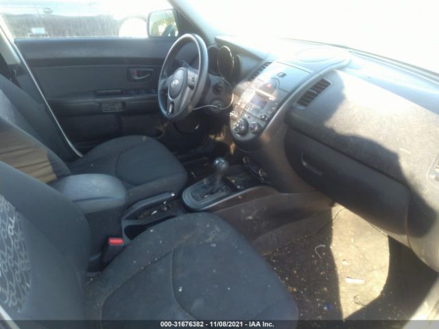 Photo 4 VIN: KNDJT2A29B7704540 - KIA SOUL 