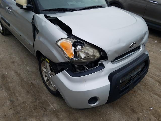 Photo 8 VIN: KNDJT2A29B7723654 - KIA SOUL + 