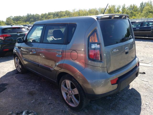 Photo 2 VIN: KNDJT2A2XA7032695 - KIA SOUL + 