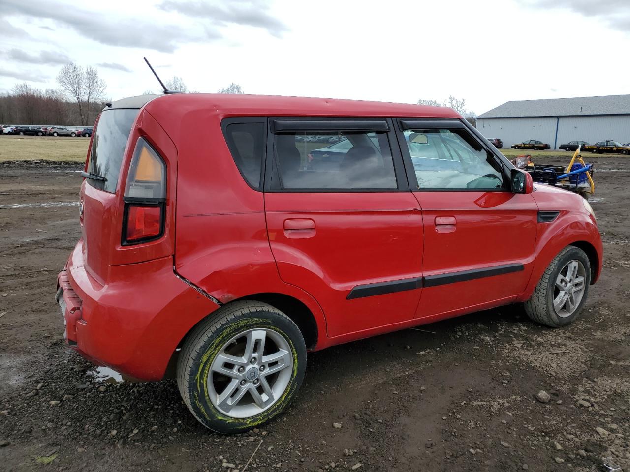 Photo 2 VIN: KNDJT2A2XA7058892 - KIA SOUL 