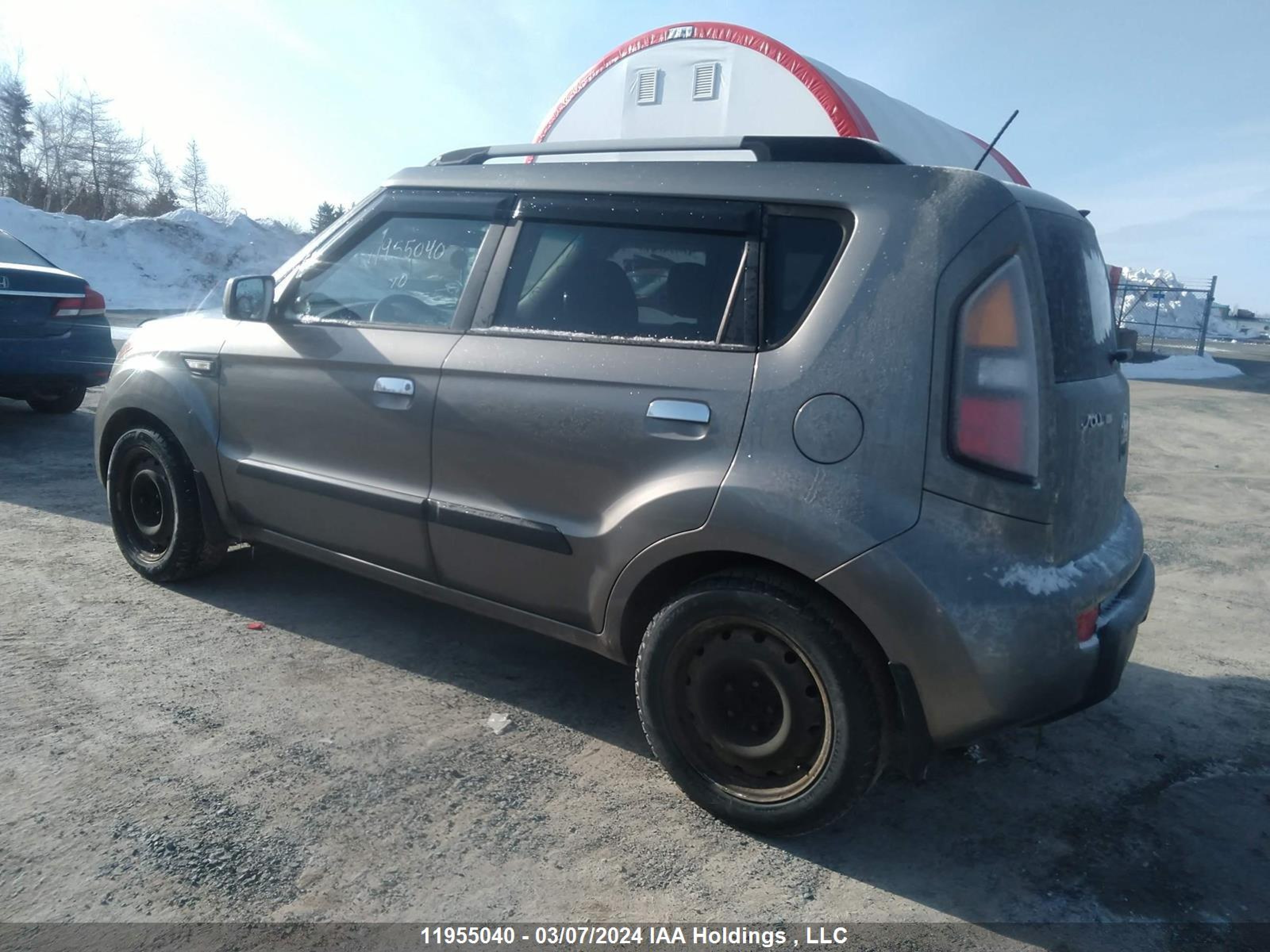 Photo 2 VIN: KNDJT2A2XA7109937 - KIA SOUL 