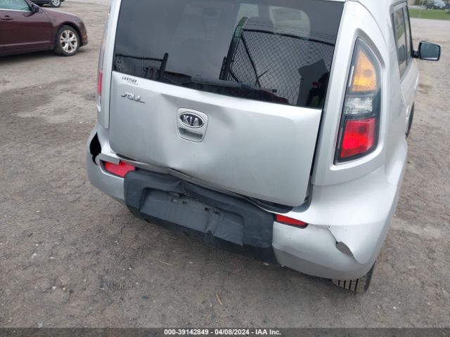 Photo 5 VIN: KNDJT2A2XA7129024 - KIA SOUL 