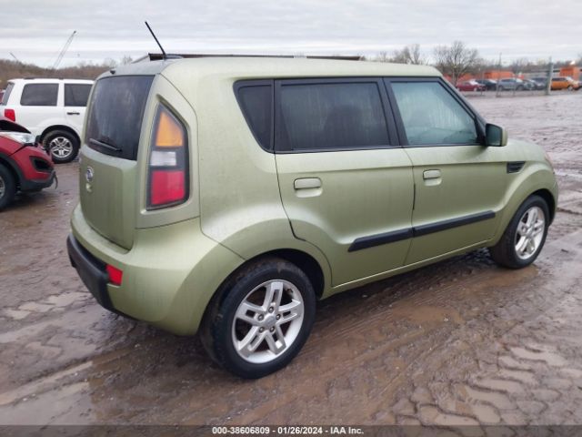 Photo 3 VIN: KNDJT2A2XA7136040 - KIA SOUL 