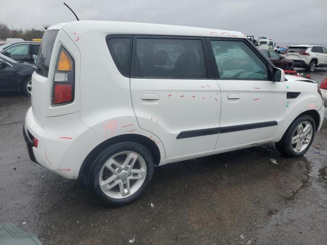 Photo 2 VIN: KNDJT2A2XA7138290 - KIA SOUL 