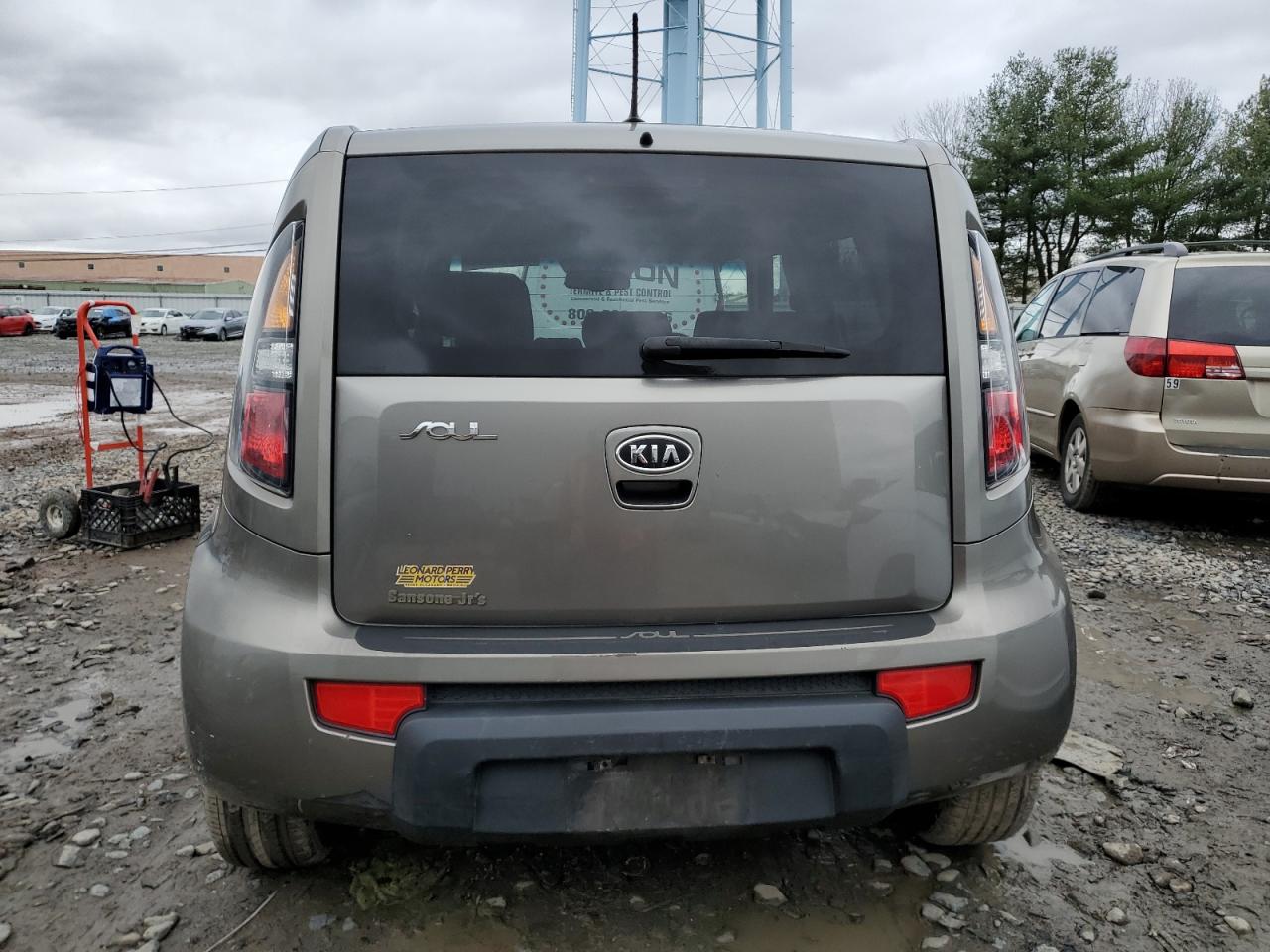 Photo 5 VIN: KNDJT2A2XA7161052 - KIA SOUL 