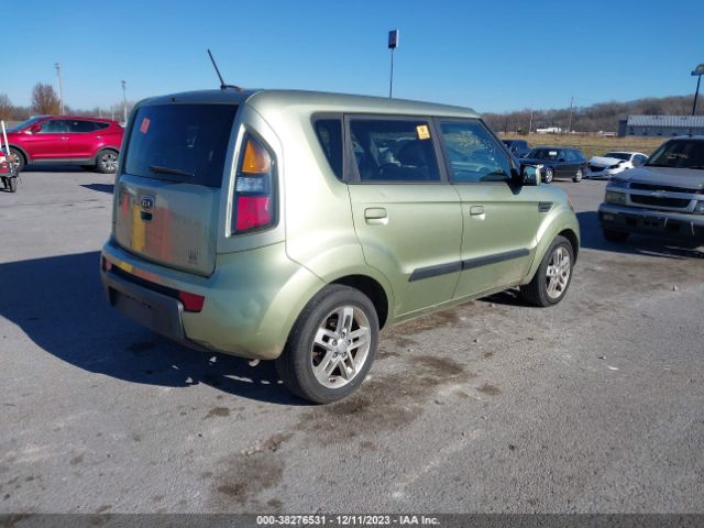 Photo 3 VIN: KNDJT2A2XA7163383 - KIA SOUL 