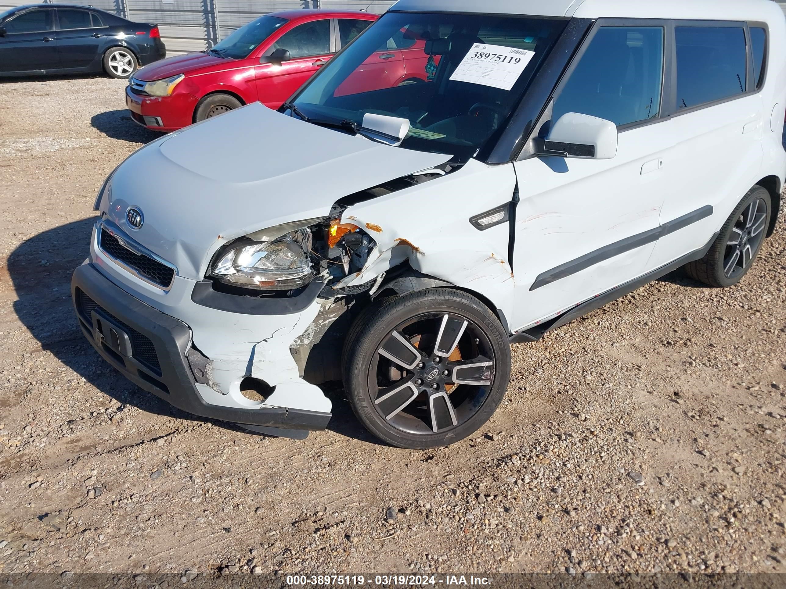 Photo 5 VIN: KNDJT2A2XA7170978 - KIA SOUL 