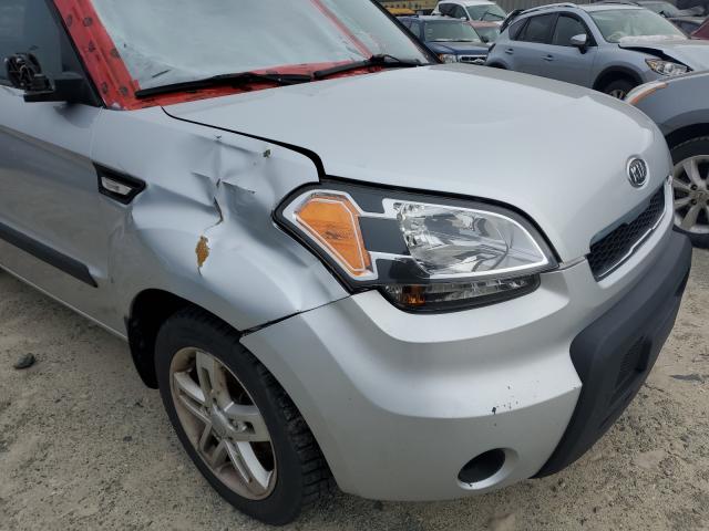 Photo 8 VIN: KNDJT2A2XA7181429 - KIA SOUL + 