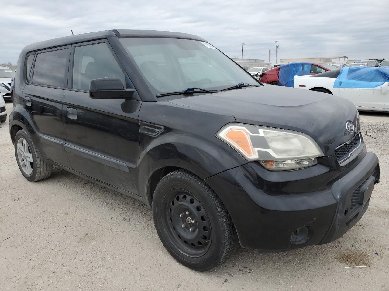 Photo 3 VIN: KNDJT2A2XA7182807 - KIA SOUL 