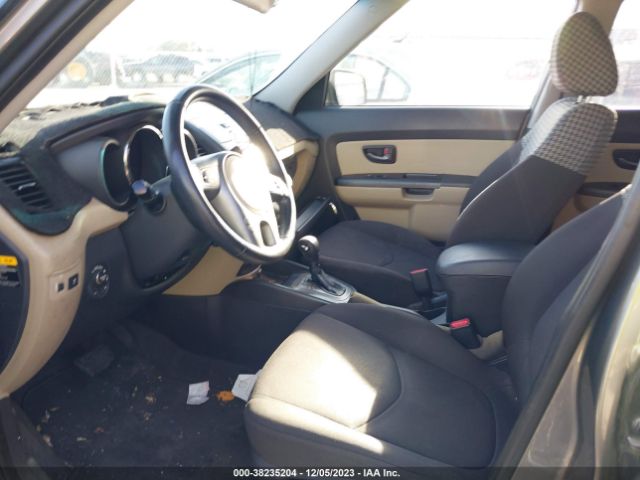 Photo 4 VIN: KNDJT2A2XB7205830 - KIA SOUL 