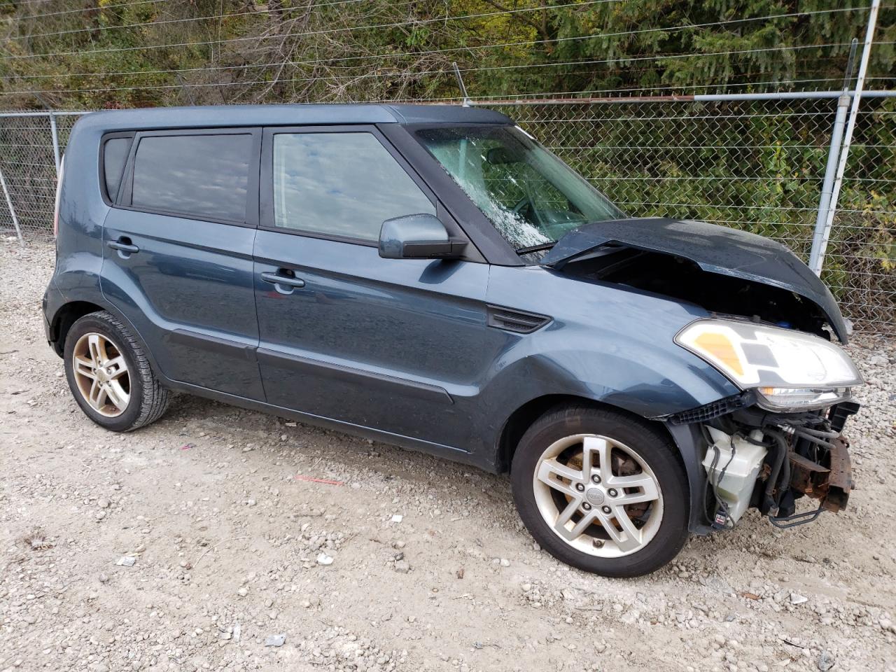 Photo 3 VIN: KNDJT2A2XB7226595 - KIA SOUL 