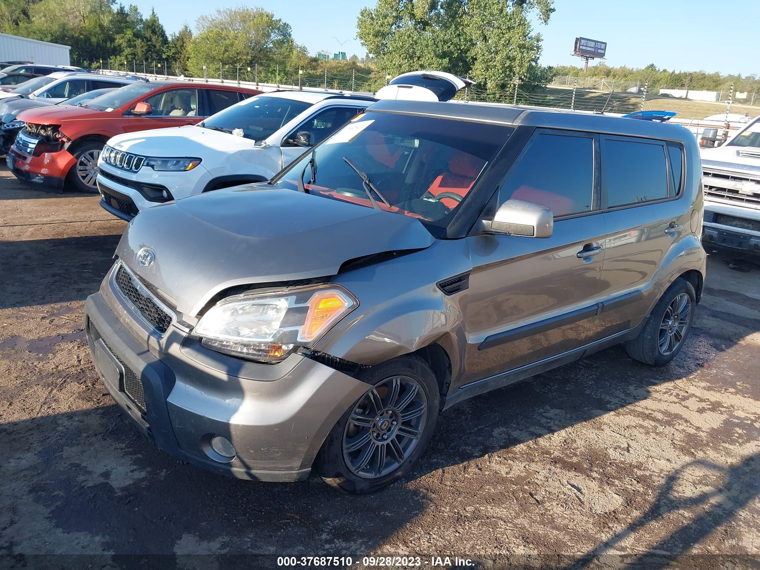 Photo 1 VIN: KNDJT2A2XB7227620 - KIA SOUL 