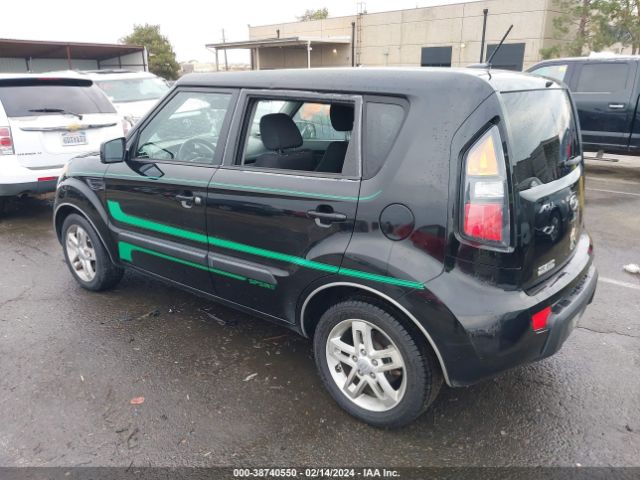 Photo 2 VIN: KNDJT2A2XB7228301 - KIA SOUL 