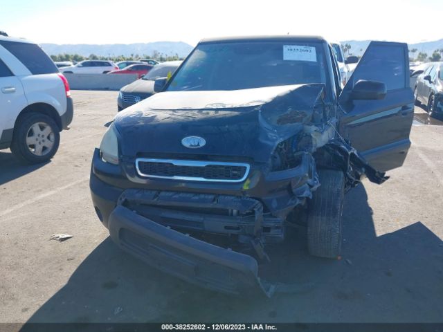 Photo 9 VIN: KNDJT2A2XB7280303 - KIA SOUL 