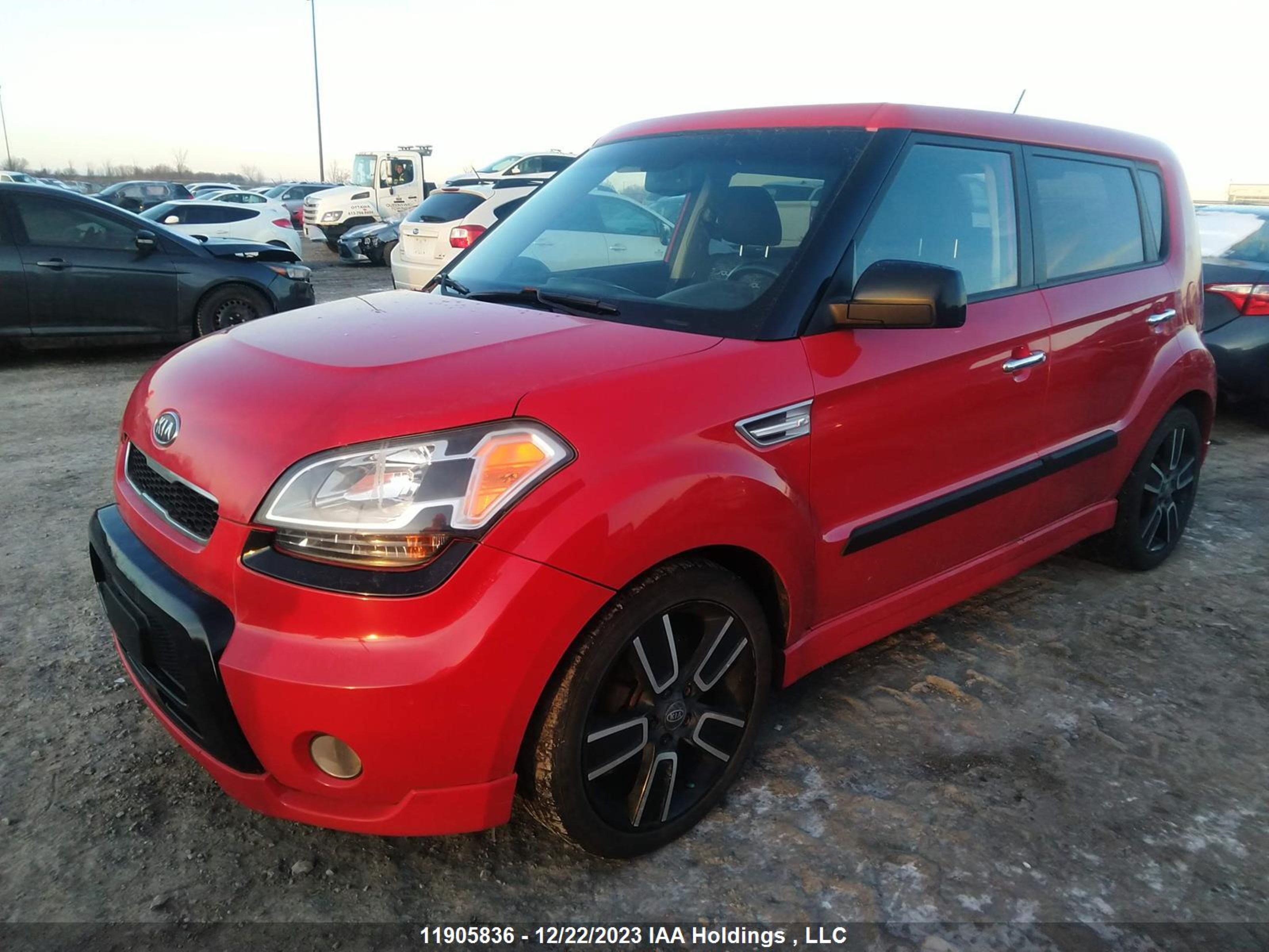 Photo 1 VIN: KNDJT2A2XB7325840 - KIA SOUL 