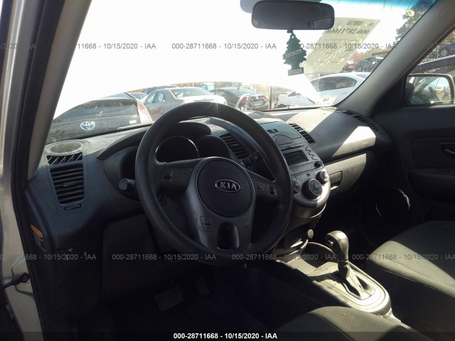 Photo 4 VIN: KNDJT2A2XB7704899 - KIA SOUL 