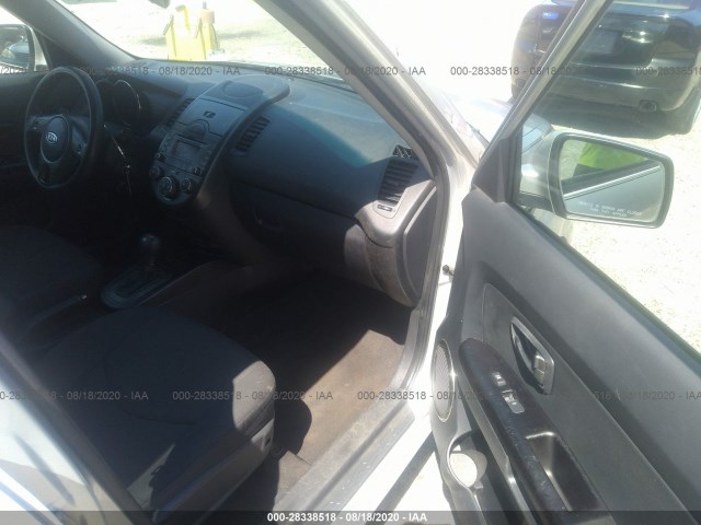 Photo 4 VIN: KNDJT2A2XB7723551 - KIA SOUL 