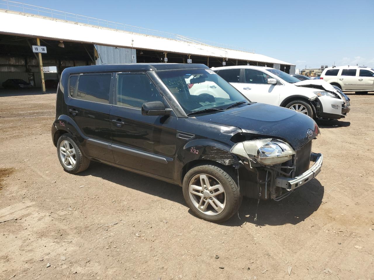 Photo 3 VIN: KNDJT2A2XB7736462 - KIA SOUL 