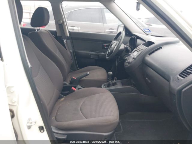 Photo 4 VIN: KNDJT2A50C7447490 - KIA SOUL 