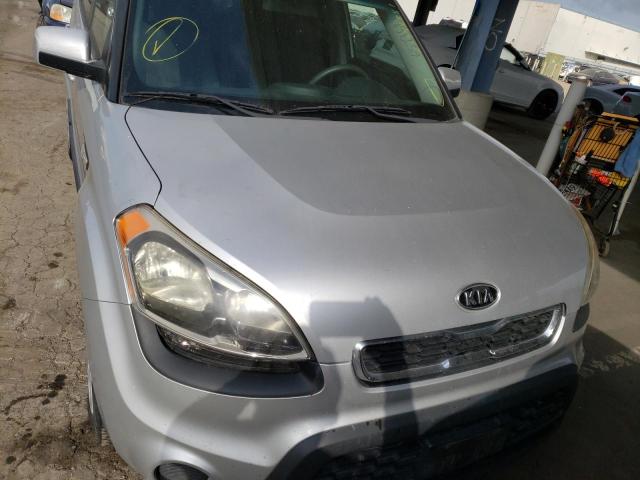 Photo 8 VIN: KNDJT2A50C7475158 - KIA SOUL 