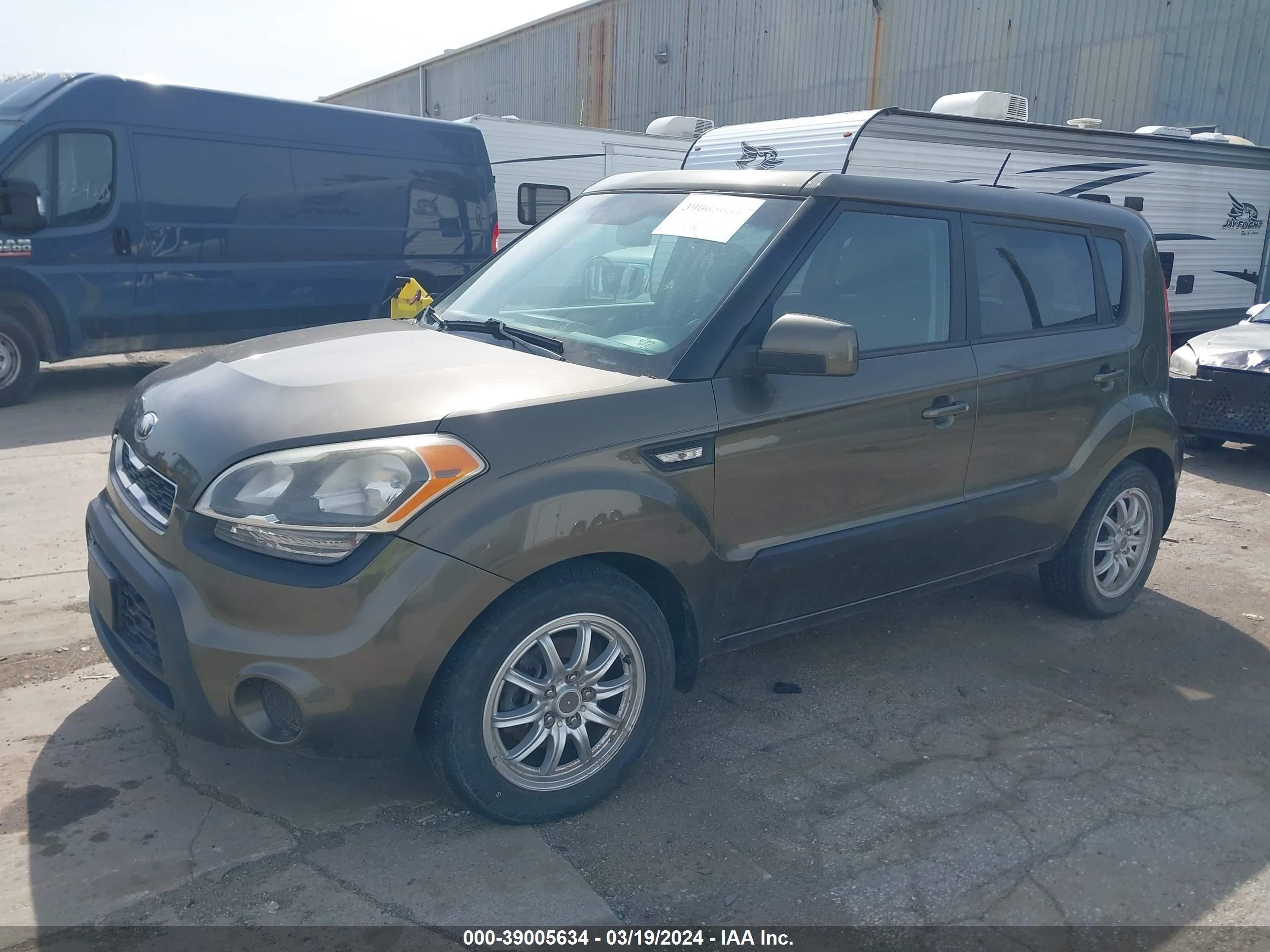 Photo 1 VIN: KNDJT2A50D7561622 - KIA SOUL 