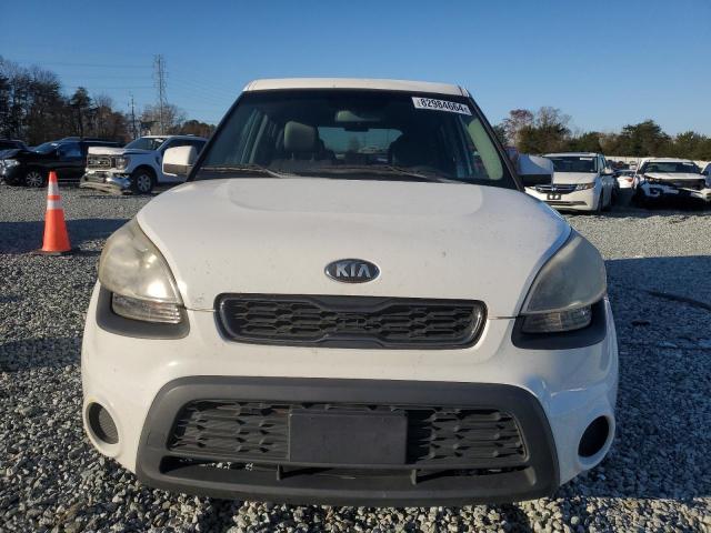 Photo 4 VIN: KNDJT2A50D7570885 - KIA SOUL 