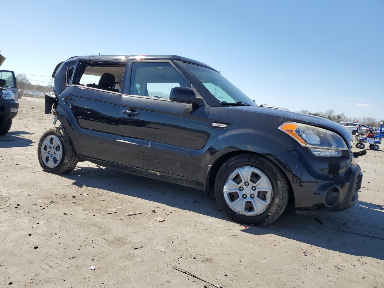 Photo 3 VIN: KNDJT2A50D7770777 - KIA SOUL 