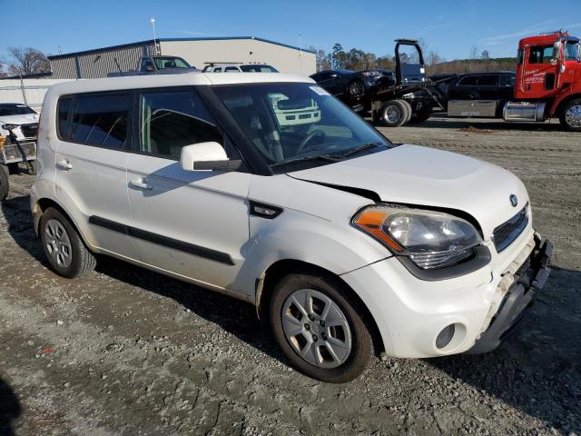 Photo 3 VIN: KNDJT2A50D7773646 - KIA SOUL 