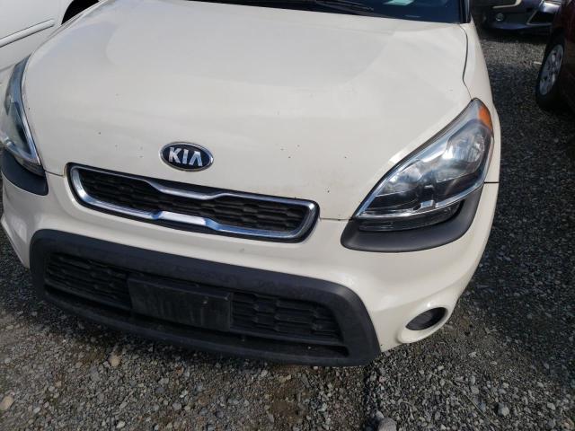 Photo 8 VIN: KNDJT2A50D7773842 - KIA SOUL 