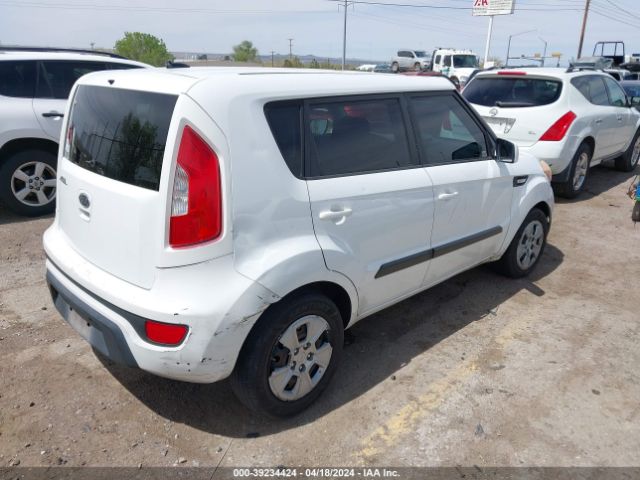 Photo 3 VIN: KNDJT2A51C7389390 - KIA SOUL 