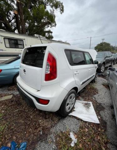 Photo 3 VIN: KNDJT2A51C7398929 - KIA SOUL 