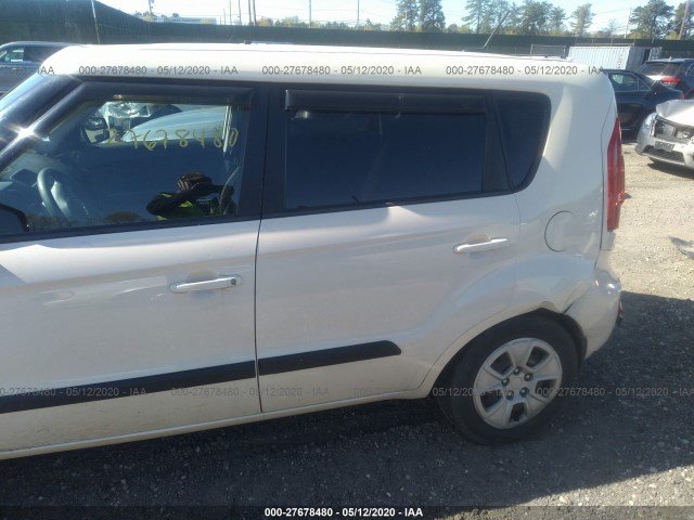 Photo 5 VIN: KNDJT2A51C7403112 - KIA SOUL 