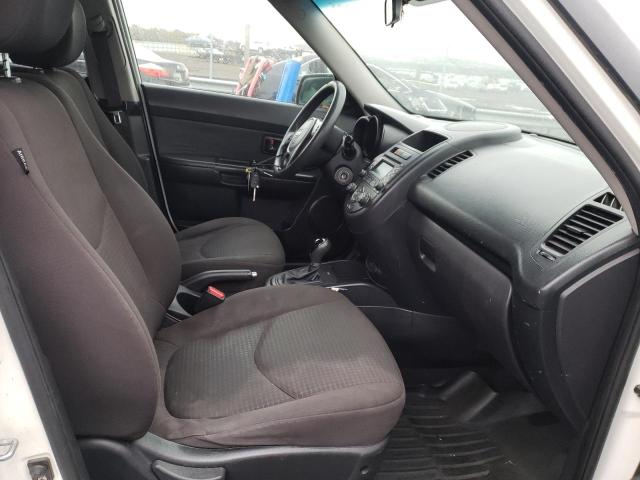 Photo 4 VIN: KNDJT2A51C7461009 - KIA SOUL 