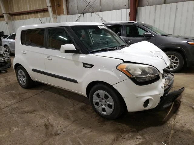 Photo 3 VIN: KNDJT2A51C7476464 - KIA SOUL 