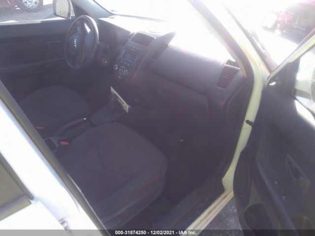 Photo 4 VIN: KNDJT2A51D7486249 - KIA SOUL 