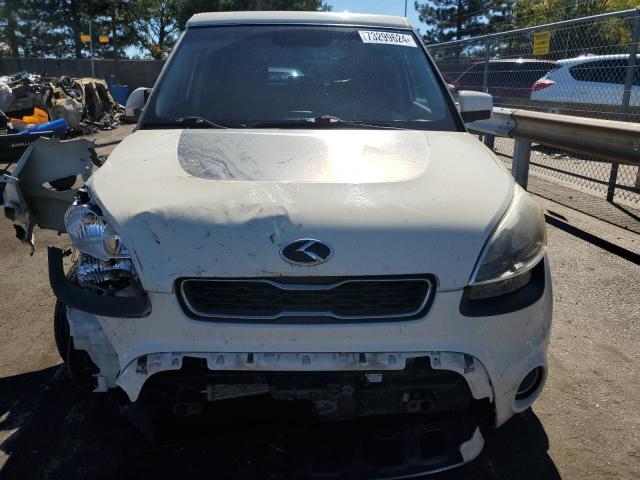 Photo 4 VIN: KNDJT2A51D7493864 - KIA SOUL 