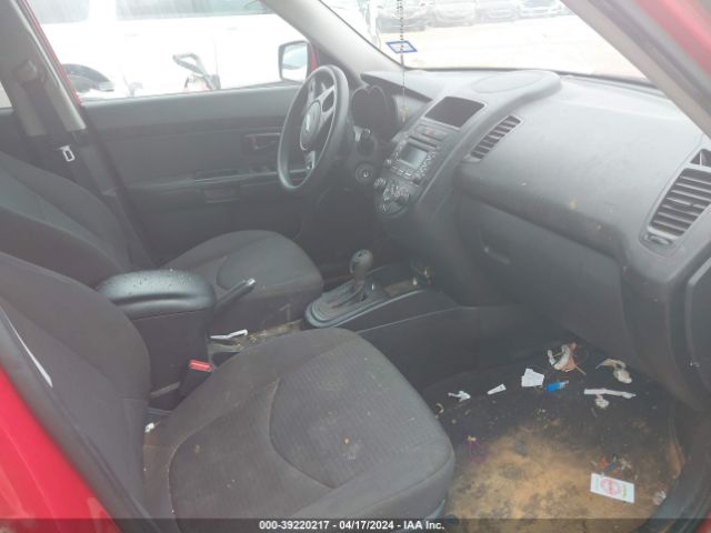 Photo 4 VIN: KNDJT2A51D7497588 - KIA SOUL 