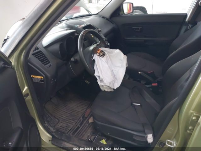 Photo 4 VIN: KNDJT2A51D7529200 - KIA SOUL 