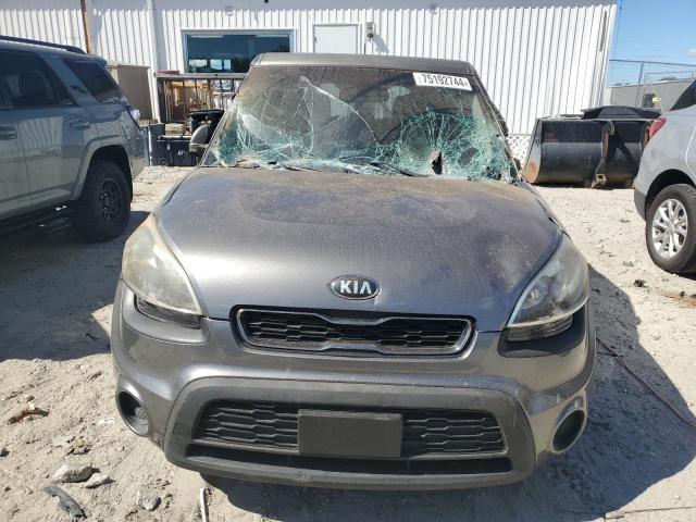 Photo 4 VIN: KNDJT2A51D7562519 - KIA SOUL 